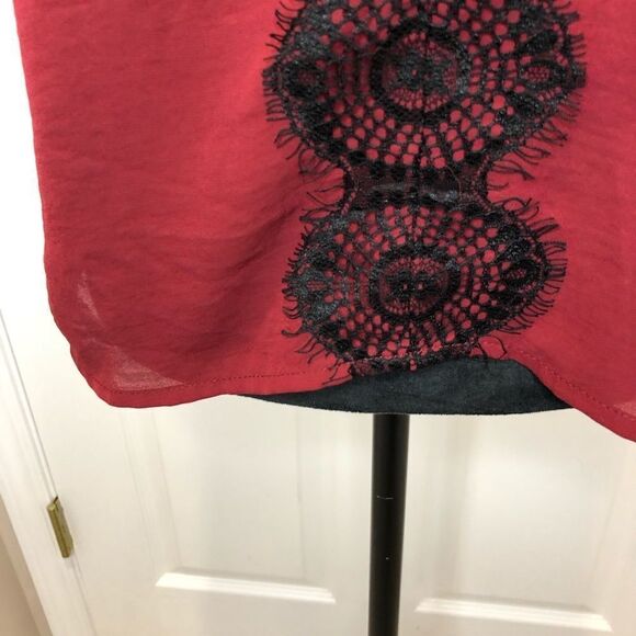 Harlowe&Graham burgundy wine black lace top blouse - Picture 5 of 10